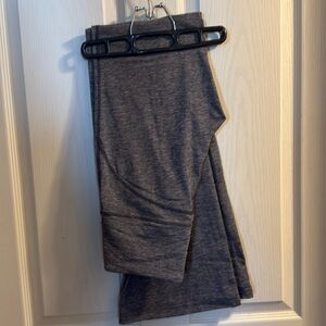 Lululemon size 8 grey
